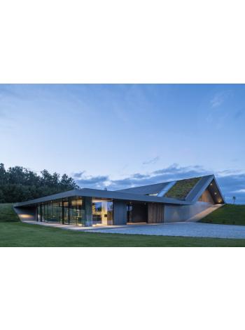 Green Line House by Mobius Architekci